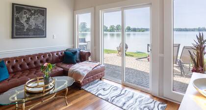 Private lakefront home 30 minutes from downtown Ann Arbor!