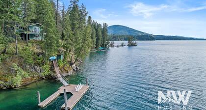 Waterfront Cabin—Private Dock with Boat Slip, Paddle Board for Fun on the Water!