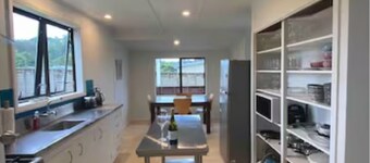 Relax, unwind or go hard on the Lake - just a 3-min walk from our Basic Bach