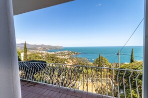 Property grounds - Super Fener 91 – apartment with spectacular views (Llança)