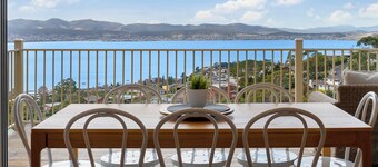 Spectacular Views - 4 Bedroom House