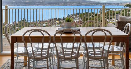 Spectacular Views - 4 Bedroom House
