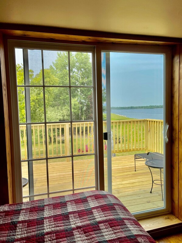 4 bedrooms, free WiFi, bed sheets