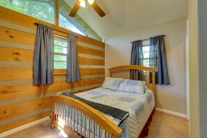 2 bedrooms, internet, bed sheets