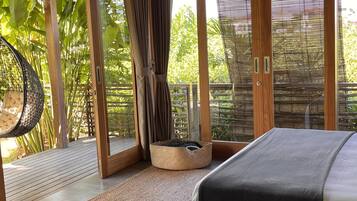 Villa familiar, no fumadores, vistas al jardín | Caja fuerte, wifi gratis, ropa de cama