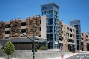 Exterior - Little Home (Walnut Creek)