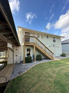 Exterior - Waterfront home in Crystal River w/private dock and kayaks  (Crystal River)