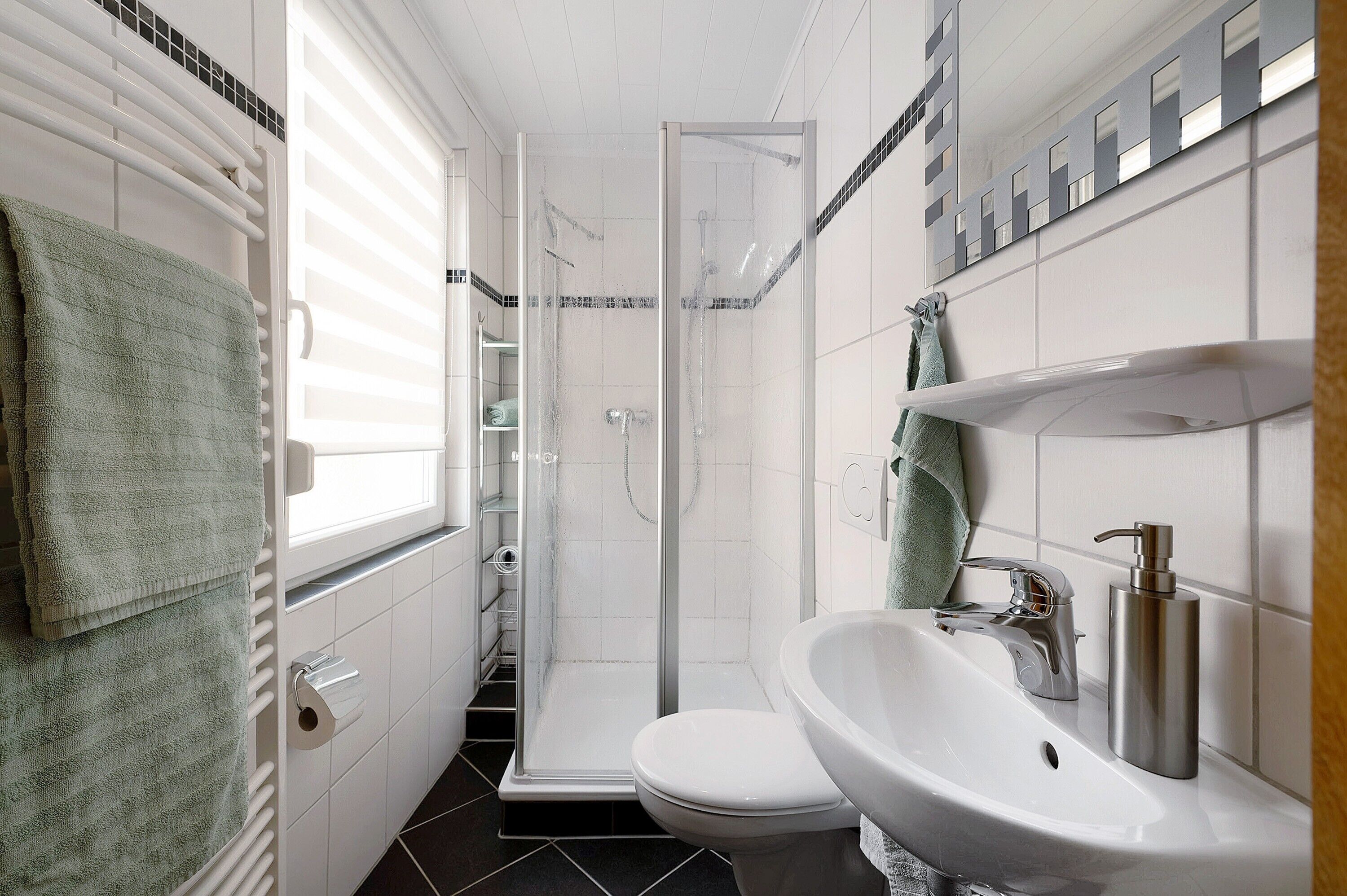 Shower, free toiletries, hair dryer, towels