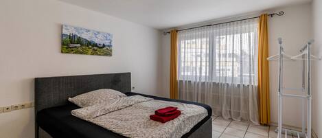 2 chambres, fer et planche à repasser, Wi-Fi gratuit, draps fournis