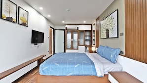 Deluxe Apartment | 2 bedrooms, premium bedding, soundproofing, WiFi (free) - Paradise Home Xuan La (Hanoi)