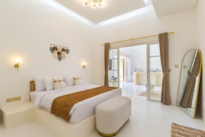 Luxury Villa, 3 Bedrooms | 3 bedrooms, iron/ironing board, free WiFi
