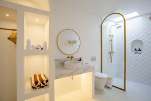 Luxury-Villa, 3 Schlafzimmer | Badezimmer | Dusche, Regendusche, kostenlose Toilettenartikel, Haartrockner