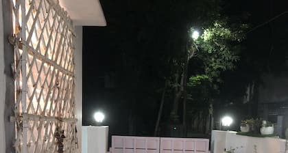 Budget Homestay in a beautiful and peaceful area near to Tajmahal