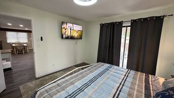 5 chambres, fer et planche à repasser, Wi-Fi, draps fournis