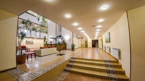 Lobby - Reikartz Karaganda (Karagandy)