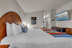 3 Schlafzimmer, Schreibtisch, Bügeleisen/Bügelbrett, WLAN