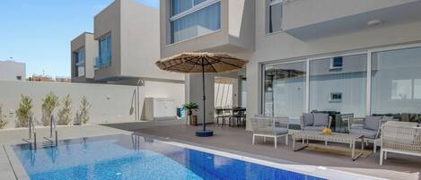 บริเวณภายนอก