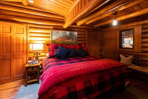 2 bedrooms, iron/ironing board, WiFi, bed sheets - The Cabin at Hayden Lake (Hayden Lake)