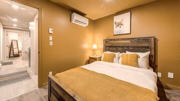 2 bedrooms, iron/ironing board, travel crib, WiFi