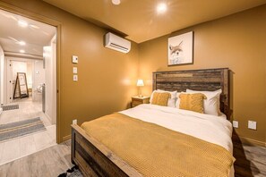 2 habitaciones, tabla de planchar con plancha, cuna de viaje y wifi