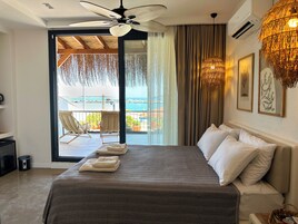 Deluxe Double Room | In-room safe, laptop workspace, blackout drapes, soundproofing