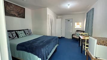 Classic Double Room | 1 bedroom, Egyptian cotton sheets, pillowtop beds