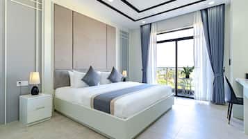 Deluxe Double Room, Balcony | Egyptian cotton sheets, premium bedding, down duvets, minibar