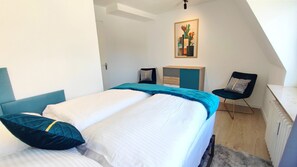 1 Schlafzimmer, Schreibtisch, WLAN, Bettwäsche