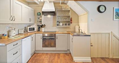 Beautiful Cottage, Parking, Central Dunster