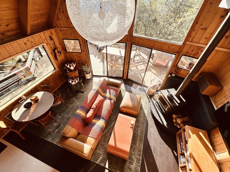 Secluded A-frame Cabin In Idyllwild On 8 Acres / 4 Miles From Town / Sleeps 6 - Cabazon, CA