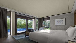 Premium bedding, down duvets, in-room safe, desk