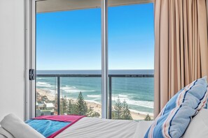 2 Schlafzimmer, Zimmersafe, Schreibtisch, Bügeleisen/Bügelbrett