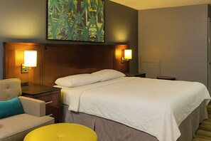 Habitación, 1 cama King size, para no fumadores | Caja de seguridad en la habitación, escritorio y wifi gratis