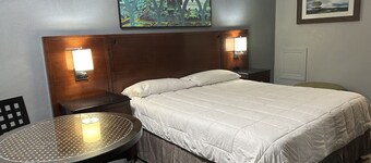 Courtland Inn By Townhouse Franklin VA US 58