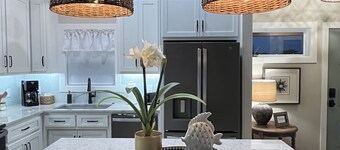 La Grand! Our largest Luxury Villa overlooking Honey Creek Marina! Boat Parking!