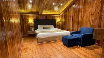 Habitación de lujo | 1 habitación, insonorización, wifi gratis y ropa de cama