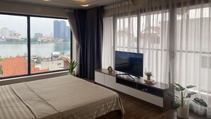 Departamento romántico | Ropa de cama de alta calidad, escritorio, wifi gratis y ropa de cama 