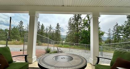 Pet Friendly Licensed Suite on Haskap Farm