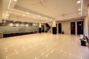 Banquet hall - 360 Degree Hotel (Gurugram)