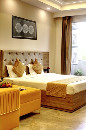 Desk, laptop workspace, blackout curtains, iron/ironing board - 360 Degree Hotel (Gurugram)