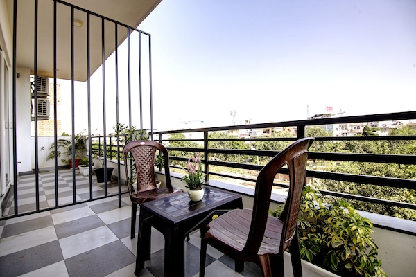 Deluxe Room | Balcony view
