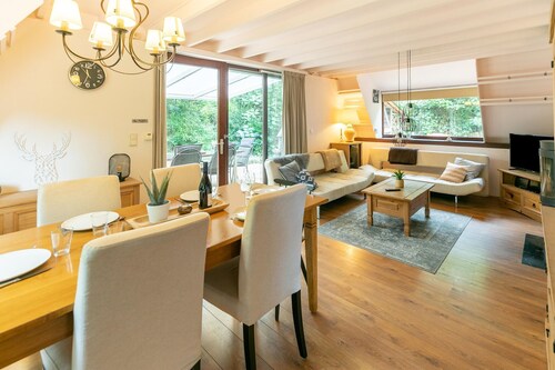 Lanaken Luxe Garden Retreat