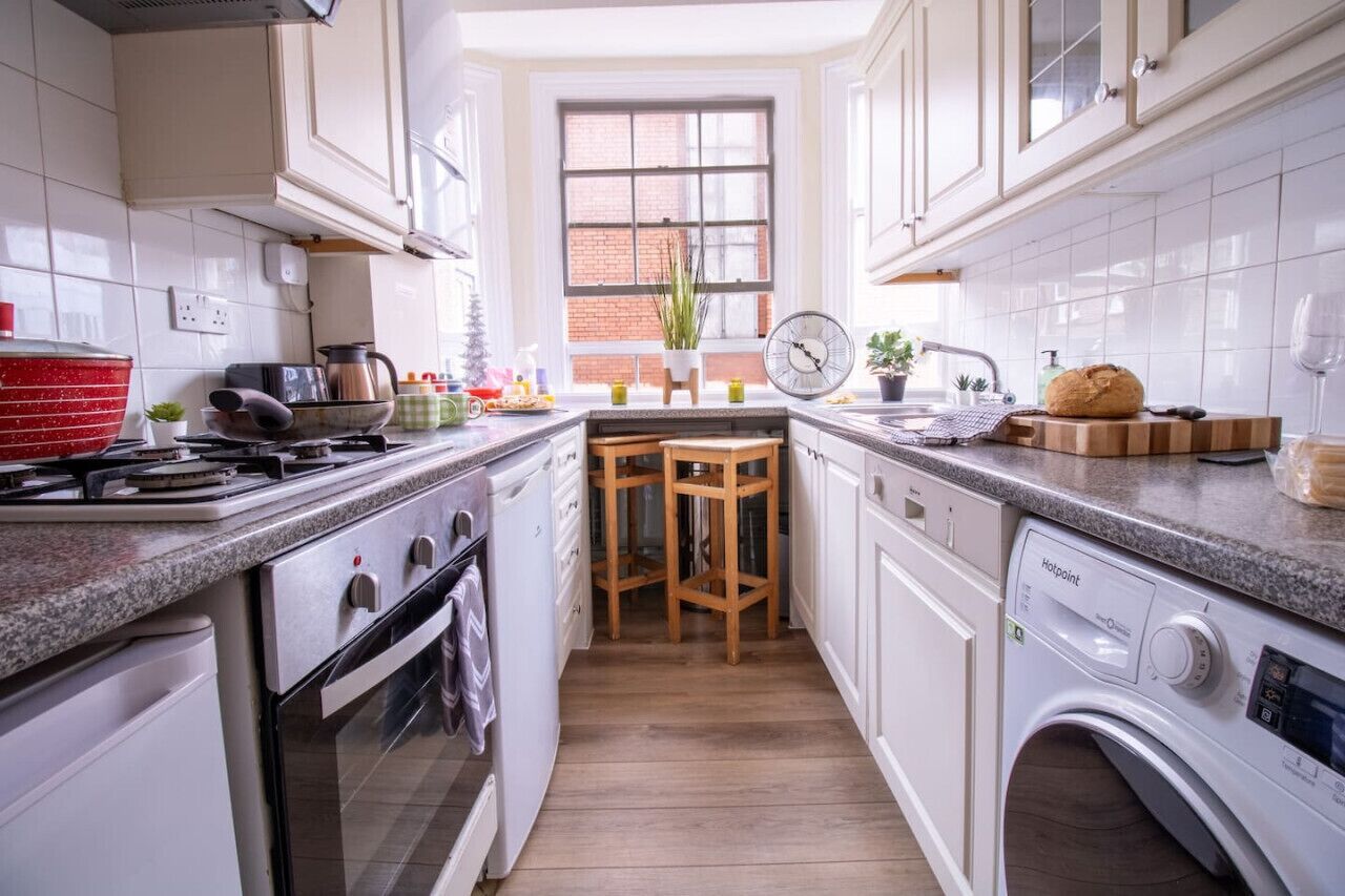 Kokeplater og kaffetrakter/tekoker