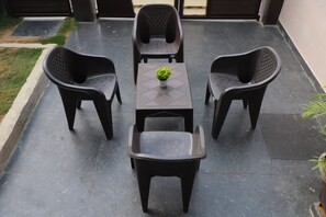 Lobby sitting area - The Rejoice Venture (Gurugram)