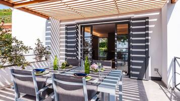 Business Apartment | Terrace/patio