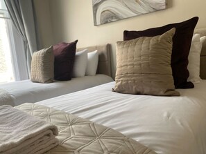 1 bedroom, iron/ironing board, free WiFi