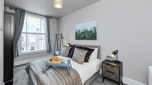 1 bedroom, iron/ironing board, internet - 1-Bed City Flat Close to Market Square & Transport (Nottingham)
