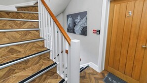 Interior - 1-Bed City Flat Close to Market Square & Transport (Nottingham)