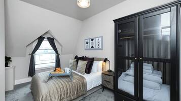 1 bedroom, iron/ironing board, internet