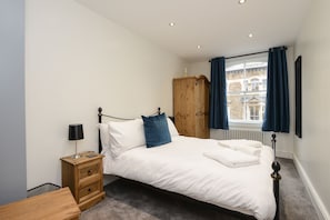 1 bedroom, iron/ironing board, free WiFi